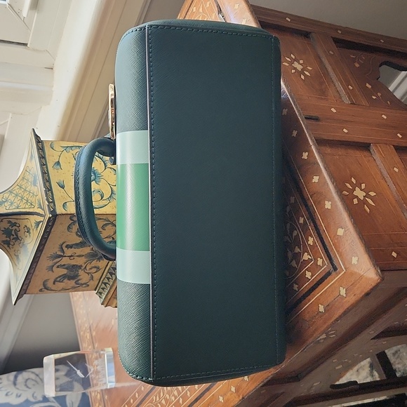 Michael Kors Ciara MD Messenger - Picture 6 of 7